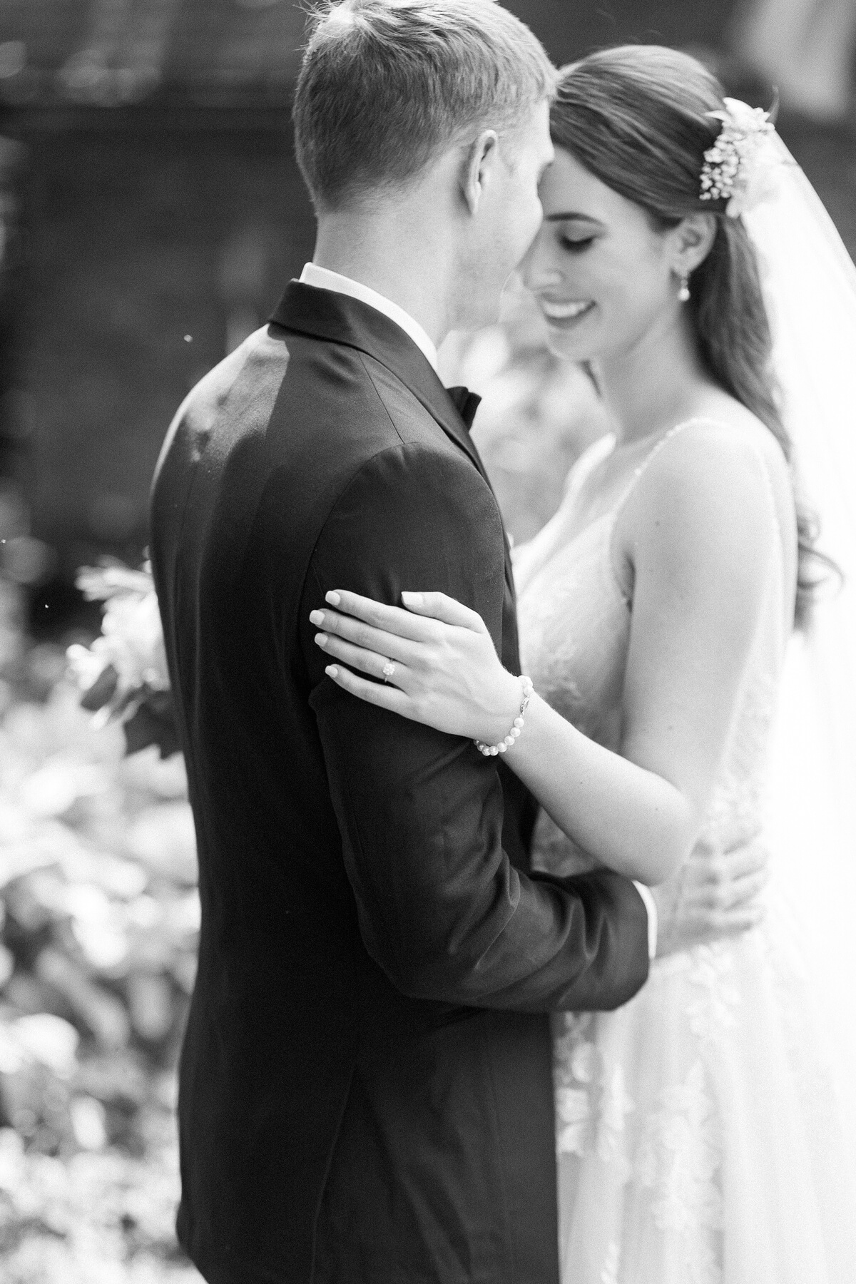Black and white couple portrait | Fall Wedding at River Farm in Alexandria by Virginia Photographers